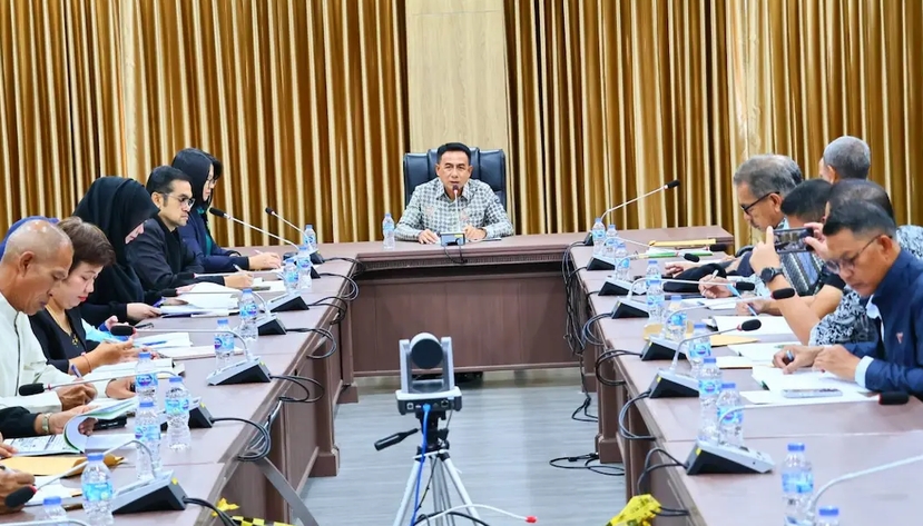 รองผู้ว่าฯ ปัตตานี ประธานประชุมคณะกรรมการพนักงานส่วนตำบลจังหวัดปัตตานี ขับเคลื่อนภารกิจด้านการบริหารงานบุคคลท้องถิ่น