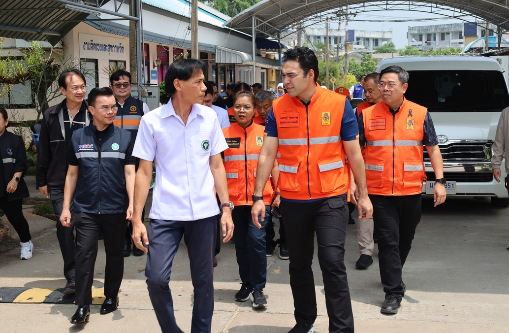 มท.3 ลงพื้นที่ปัตตานี ตรวจโรงพยาบาลหนองจิก วางแผนแก้ปัญหาน้ำท่วมซ้ำซาก
