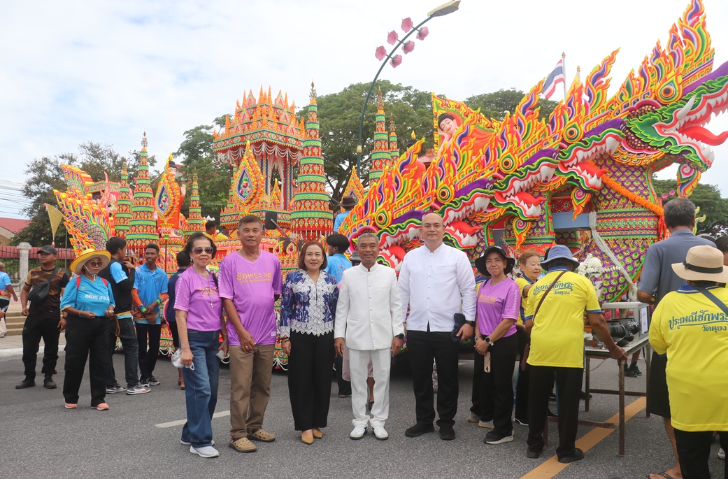 รองผู้ว่าฯ ปัตตานี เปิดงานประเพณีชักเรือพระ ประจำปี 2569 สืบสานประเพณีท้องถิ่นภาคใต้ ส่งเสริมพระพุทธศาสนาและวัฒนธรรมอันดีงาม